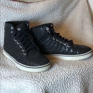 OP black Sparkly Hightops 5M/7W